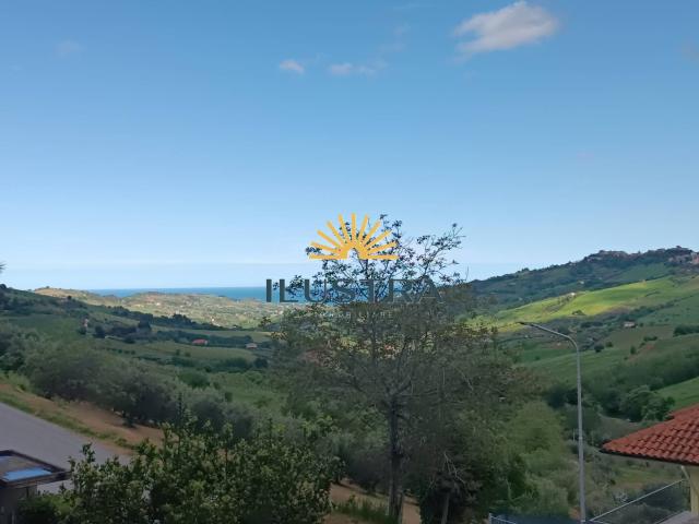 Villa Indipendente in vendita a Marche, Ascoli Piceno