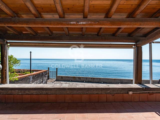 Villa Indipendente in vendita a Carruba, Riposto