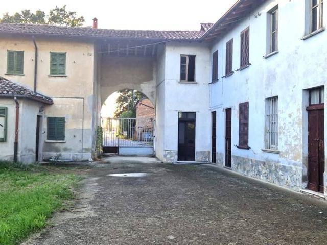 Villa Indipendente in vendita a Robecco Pavese, Lombardia