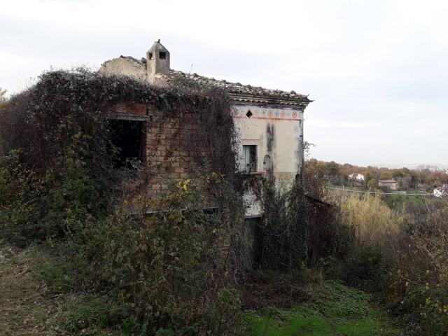 Villa Indipendente in vendita a Roccamontepiano, Abruzzo