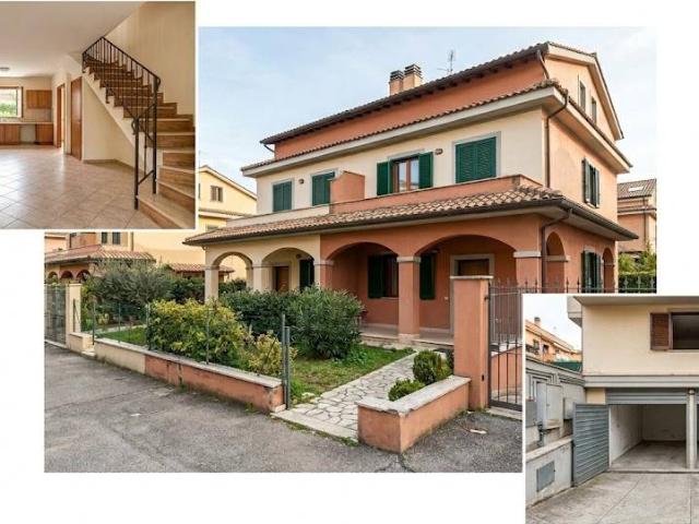 Villa Indipendente in vendita a Mostacciano, Roma Capitale
