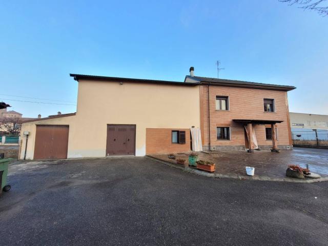 Villa Indipendente in vendita a Piemonte, Alessandria