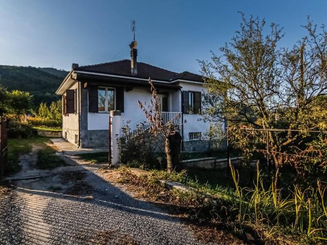 Villa Indipendente in vendita a Piemonte, Cuneo