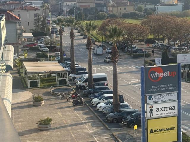 Villa Indipendente in vendita a Porto d'Ascoli centro, Marche