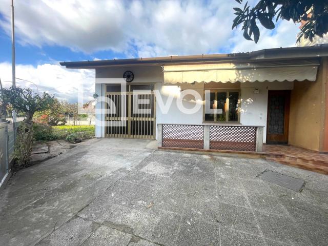 Villa Indipendente in vendita a San Daniele Del Friuli, Friuli-Venezia Giulia