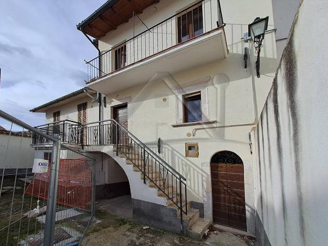Villa Indipendente in vendita a San Demetrio Nei Vestini, Abruzzo