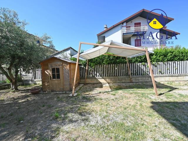 Villa Indipendente in vendita a Unione dei Comuni della Val Vibrata, Sant'egidioalla Vibrata