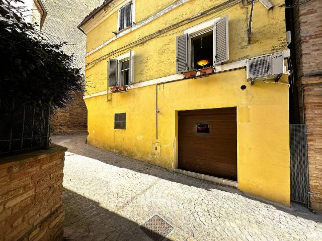 Villa Indipendente in vendita a Marche, Fermo