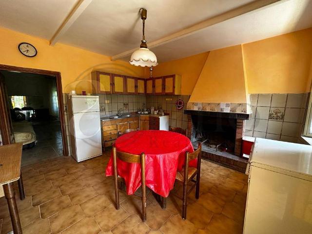 Villa Indipendente in vendita a Santopadre, Lazio