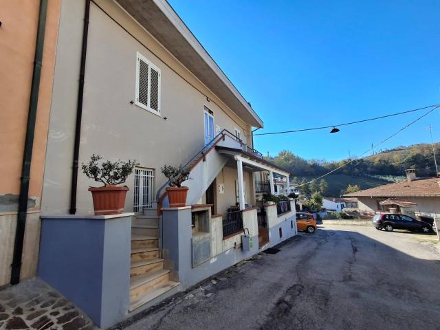 Villa Indipendente in vendita a Teramo, Abruzzo