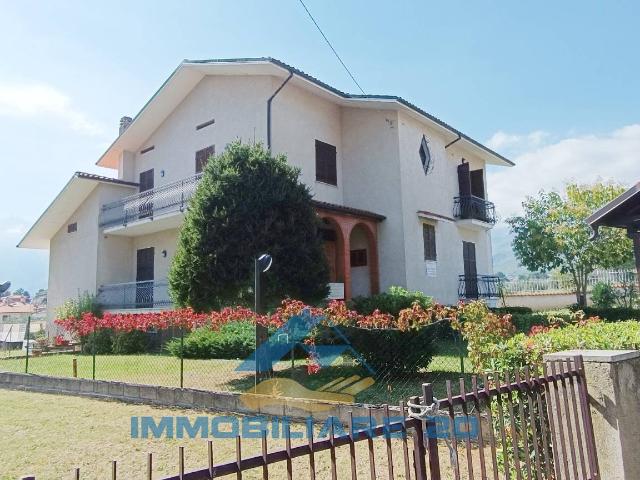 Villa Indipendente in vendita a Colledara, Abruzzo