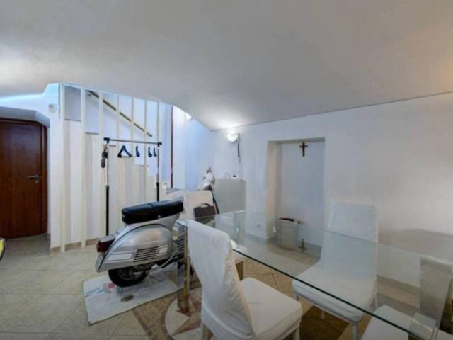 Villa Indipendente in vendita a Circoscrizione 3, Piemonte