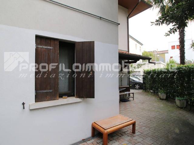 Villa Indipendente in vendita a Mestre-Carpenedo, Venezia