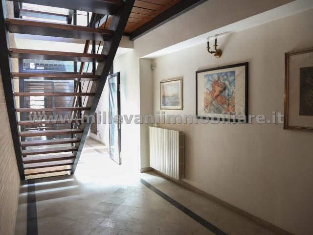 Villa Indipendente in vendita a Vittoria, Ragusa