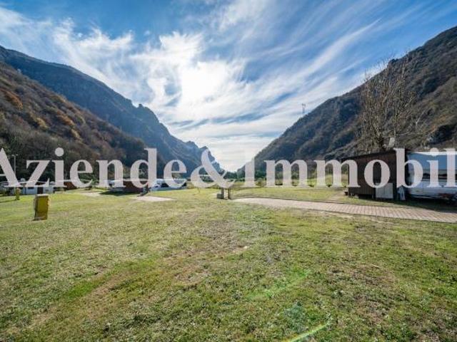 Villa Indipendente in vendita a Monza