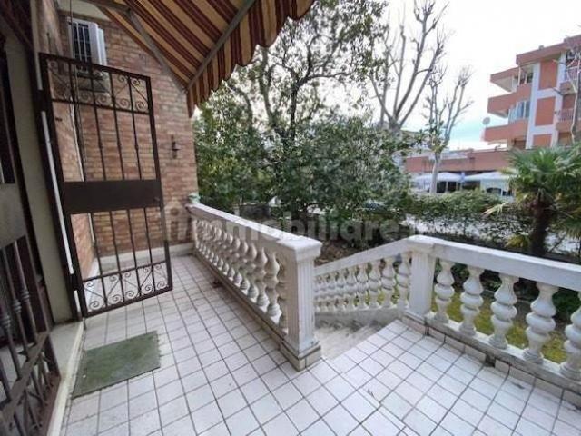 Villa Indipendente in vendita a Rimini, Reggio Emilia