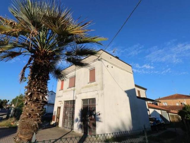 Villa Indipendente in vendita a Unione dei comuni della Bassa Romagna, Lugo
