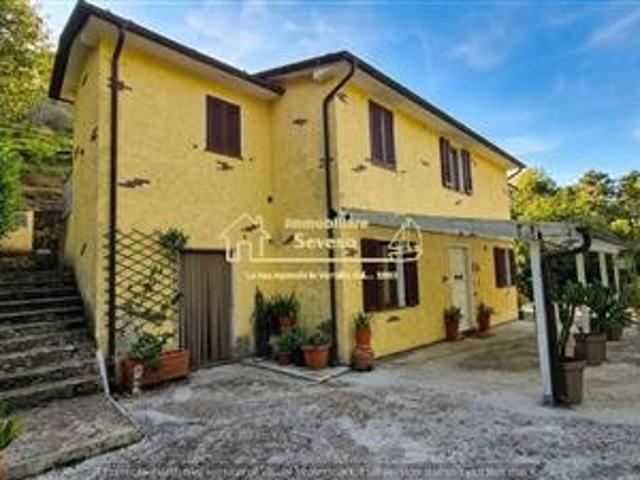 Rustico in vendita a Bottaccio, Montignoso
