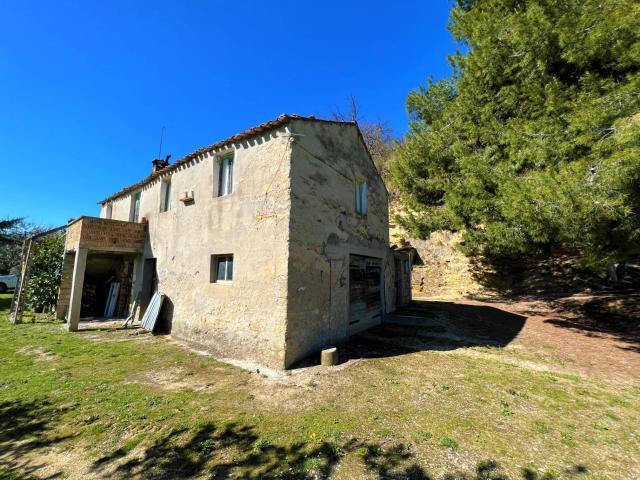 Villa Indipendente in vendita a Marche, Ascoli Piceno