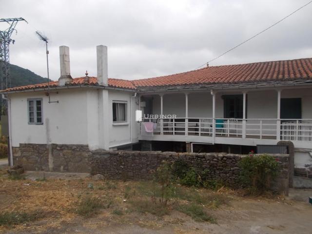 Casa en venta en Terra de Caldelas, Galicia