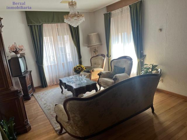 Casa en venta en Cenicero, La Rioja