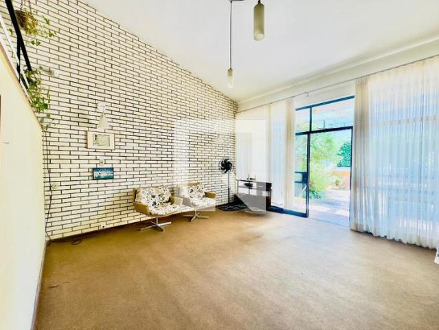 Casa aluguel em Região Geográfica Imediata de Belo Horizonte, Região Metropolitana de Belo Horizonte