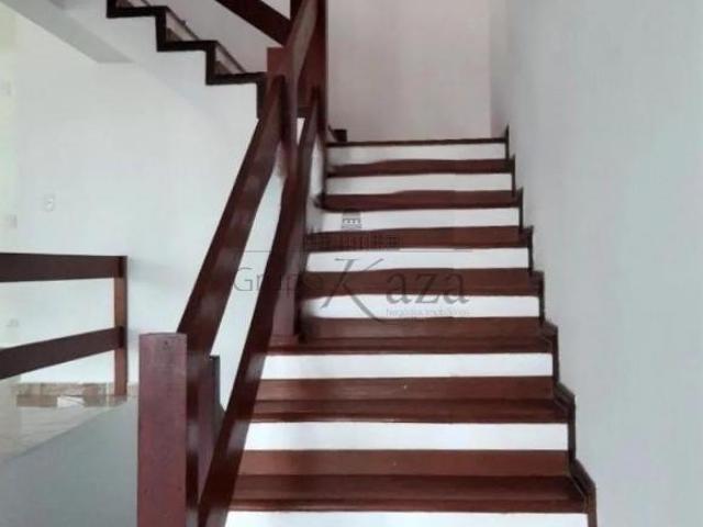 Casa venda em Região Imediata de São José dos Campos, Região Metropolitana do Vale do Paraíba e Litoral Norte
