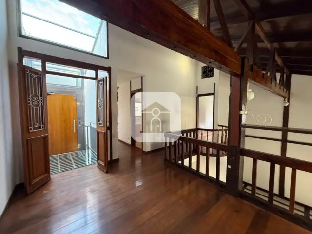 Casa aluguel em Setor Central, Uberlândia
