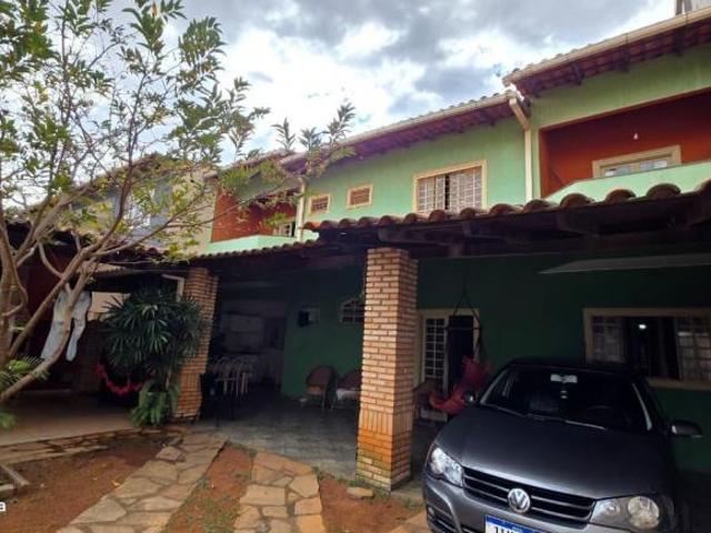 Casa venda em Região Geográfica Imediata do Distrito Federal, Região Integrada de Desenvolvimento do Distrito Federal e Entorno