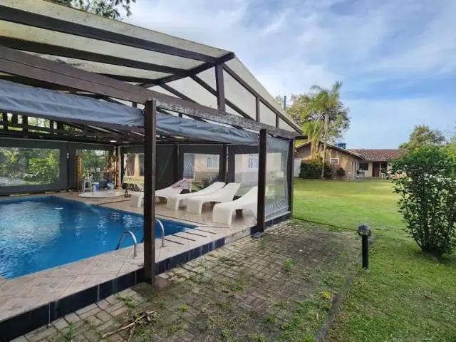 Casa aluguel em Região Geográfica Imediata de Joinville, Araquari