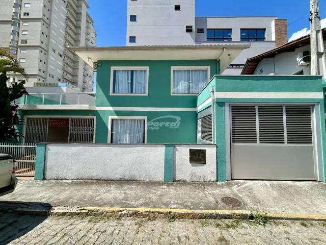 Casa aluguel em Região Geográfica Imediata de Itajaí, Piçarras