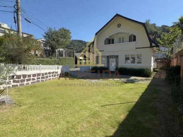 Casa aluguel em Região Geográfica Imediata de Blumenau, Blumenau