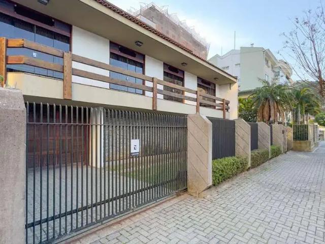 Casa aluguel em Região Geográfica Imediata de Blumenau, Blumenau