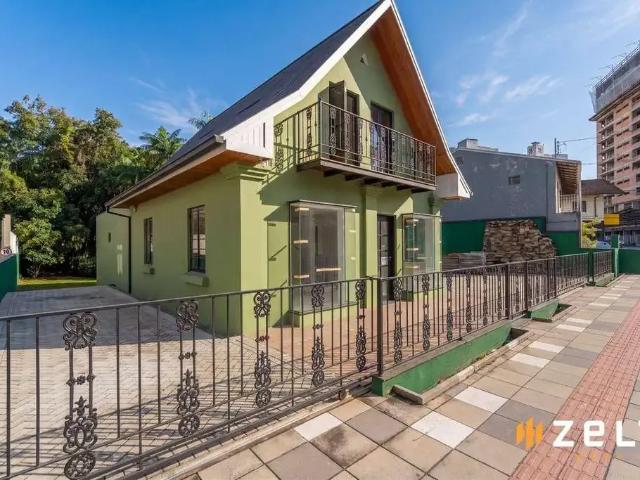 Casa aluguel em Região Geográfica Imediata de Blumenau, Blumenau