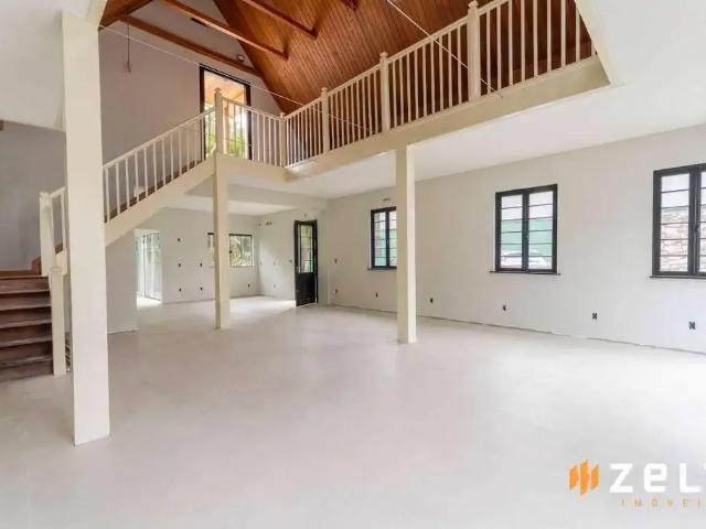 Casa aluguel em Região Geográfica Imediata de Blumenau, Blumenau