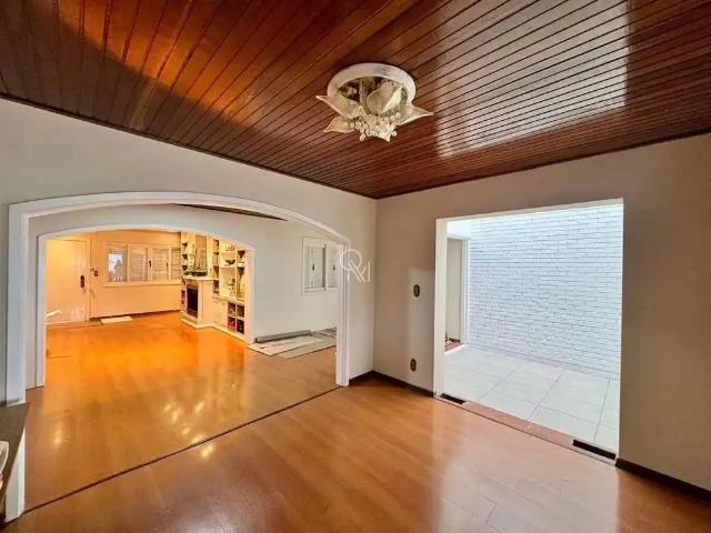 Casa aluguel em Região Geográfica Imediata de Caxias do Sul, Caxias do Sul