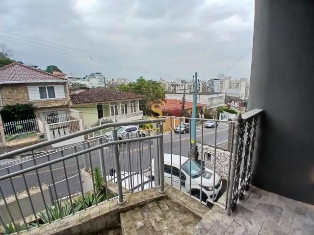 Casa aluguel em Região Geográfica Imediata de Florianópolis, Desterro