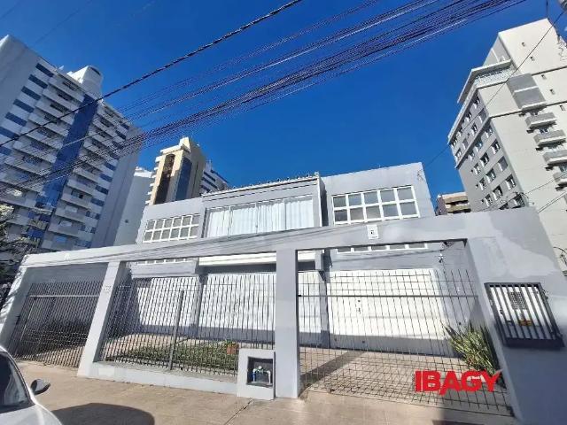 Casa aluguel em Região Geográfica Imediata de Florianópolis, Desterro