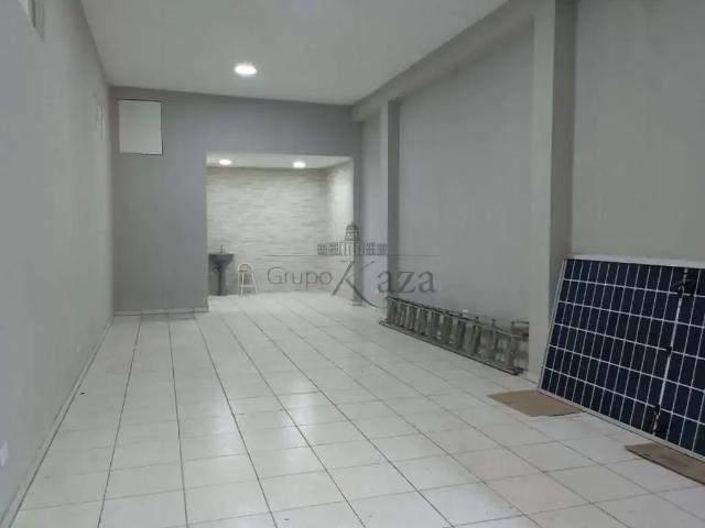 Casa aluguel em Região Imediata de São José dos Campos, Região Metropolitana do Vale do Paraíba e Litoral Norte