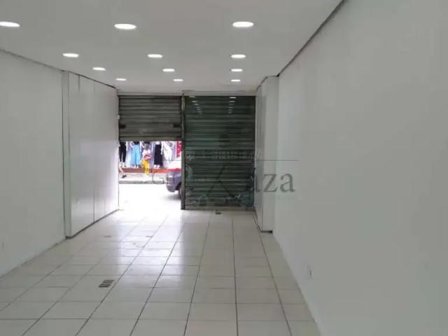 Casa aluguel em Região Imediata de São José dos Campos, Região Metropolitana do Vale do Paraíba e Litoral Norte