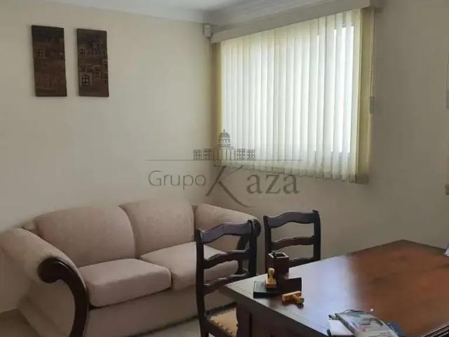Casa aluguel em Região Imediata de São José dos Campos, Região Metropolitana do Vale do Paraíba e Litoral Norte