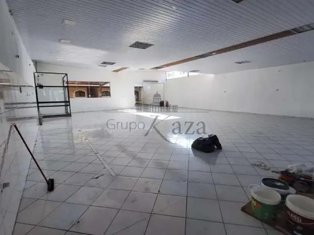Casa aluguel em Região Imediata de São José dos Campos, Região Metropolitana do Vale do Paraíba e Litoral Norte