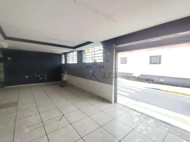 Casa aluguel em Região Imediata de São José dos Campos, Região Metropolitana do Vale do Paraíba e Litoral Norte