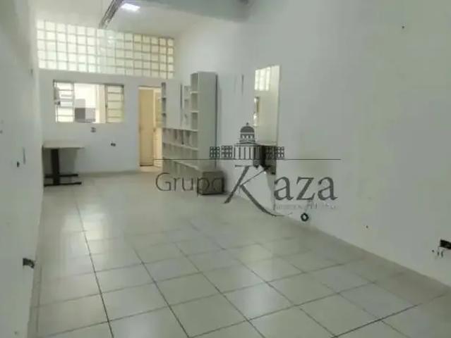 Casa aluguel em Região Imediata de São José dos Campos, Região Metropolitana do Vale do Paraíba e Litoral Norte