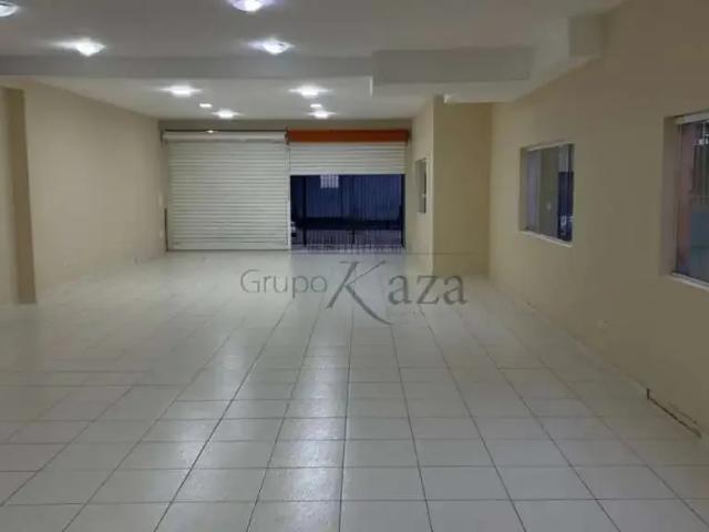 Casa aluguel em Região Imediata de São José dos Campos, Região Metropolitana do Vale do Paraíba e Litoral Norte