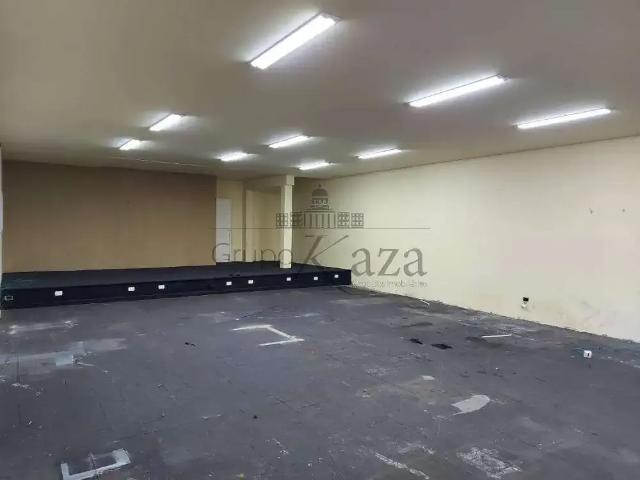 Casa aluguel em Região Imediata de São José dos Campos, Região Metropolitana do Vale do Paraíba e Litoral Norte