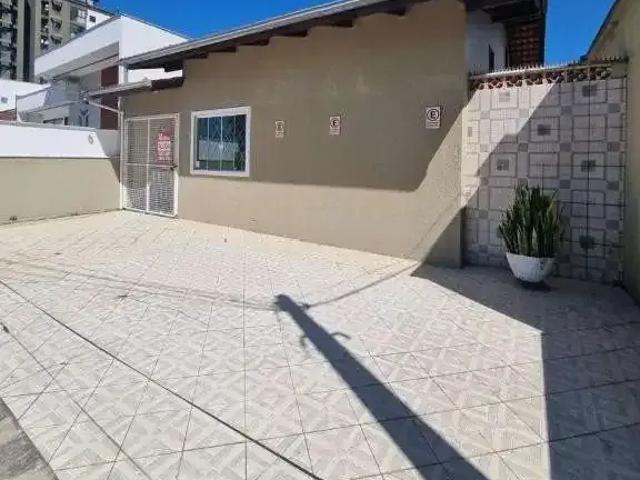Casa aluguel em Região Geográfica Imediata de Joinville, Joinville