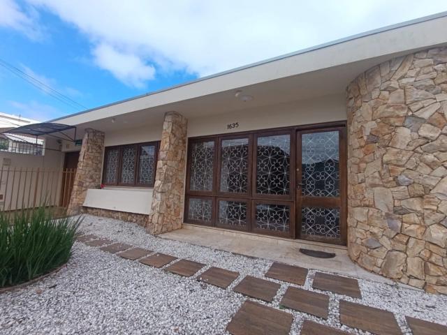 Casa aluguel em Centro, Ponta Grossa