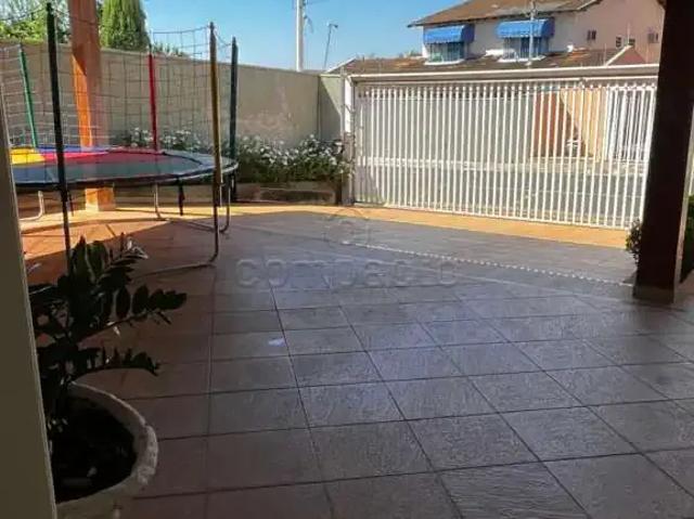Casa aluguel em Região Imediata de São José do Rio Preto, Região Metropolitana de São José do Rio Preto