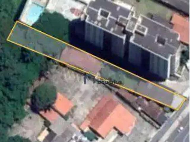 Casa aluguel em Região Imediata de São José dos Campos, Região Metropolitana do Vale do Paraíba e Litoral Norte
